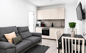 Apartamentos Jara Málaga Centro - Bajo B
